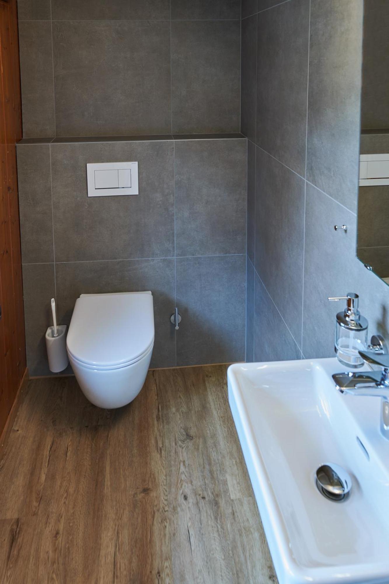 Hotel Jaeger Jeuss - Murten - Self-Check-In Екстер'єр фото
